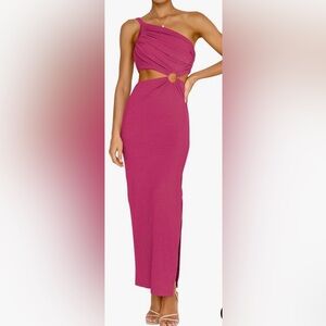 Elegant Red One-Shoulder Maxi Dress